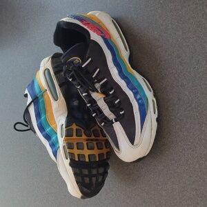 Men's size 9 Nike Airmax 95 Sneakers